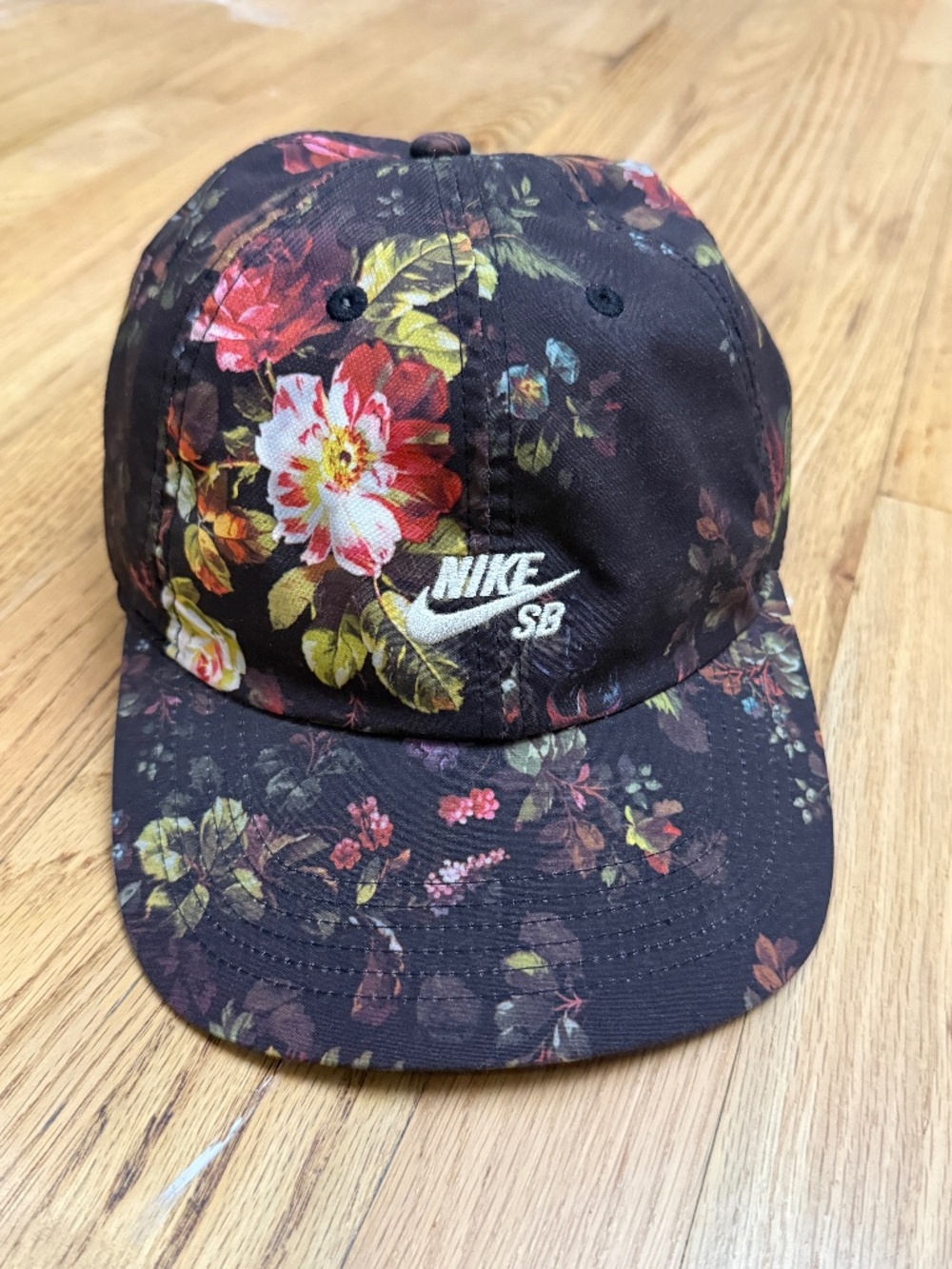 Nike SB Heritage 86 Dri-FIT Floral Strapback Hat Cap Skateboarding
